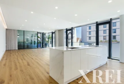 Apartment 3-bedroom for sale in Alcântara, Lisbon &bull; X100278
