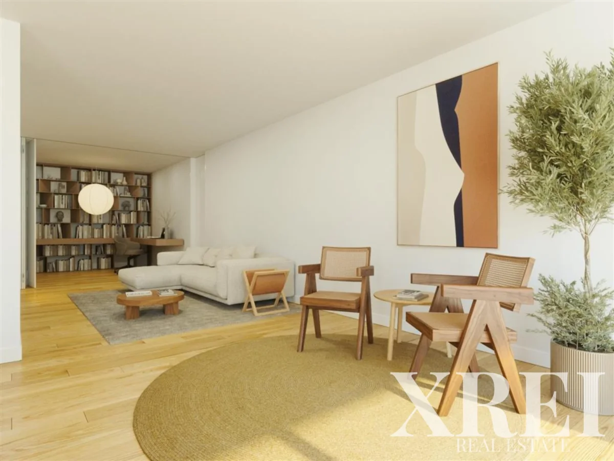 Apartment 2-bedroom for sale in Fernão Magalhães 127, Bonfim, Porto • X78131
