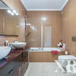 Villa 2-bedroom for sale in Quarteira, Loulé, Algarve • X100783 - gallery image