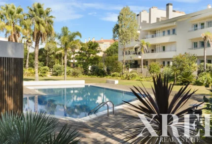 Apartment 3-bedroom for sale in S.Maria e S.Miguel, S.Martinho, S.Pedro Penaferrim, Sintra, Greater Lisbon &bull; X96573