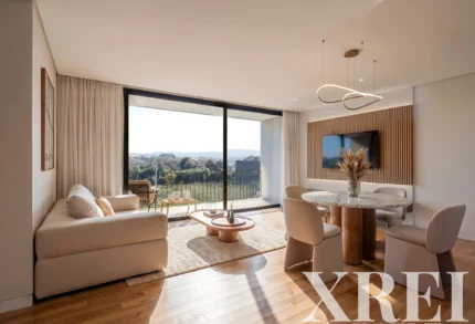 Apartment 2-bedroom for sale in Raízes, Fânzeres e São Pedro da Cova, Gondomar, Porto &bull; X100401