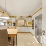 Villa 3-bedroom for sale in Carnide, Lisbon • X100656 - gallery image