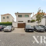Villa 3-bedroom for sale in Carnide, Lisbon • X100656 - gallery image