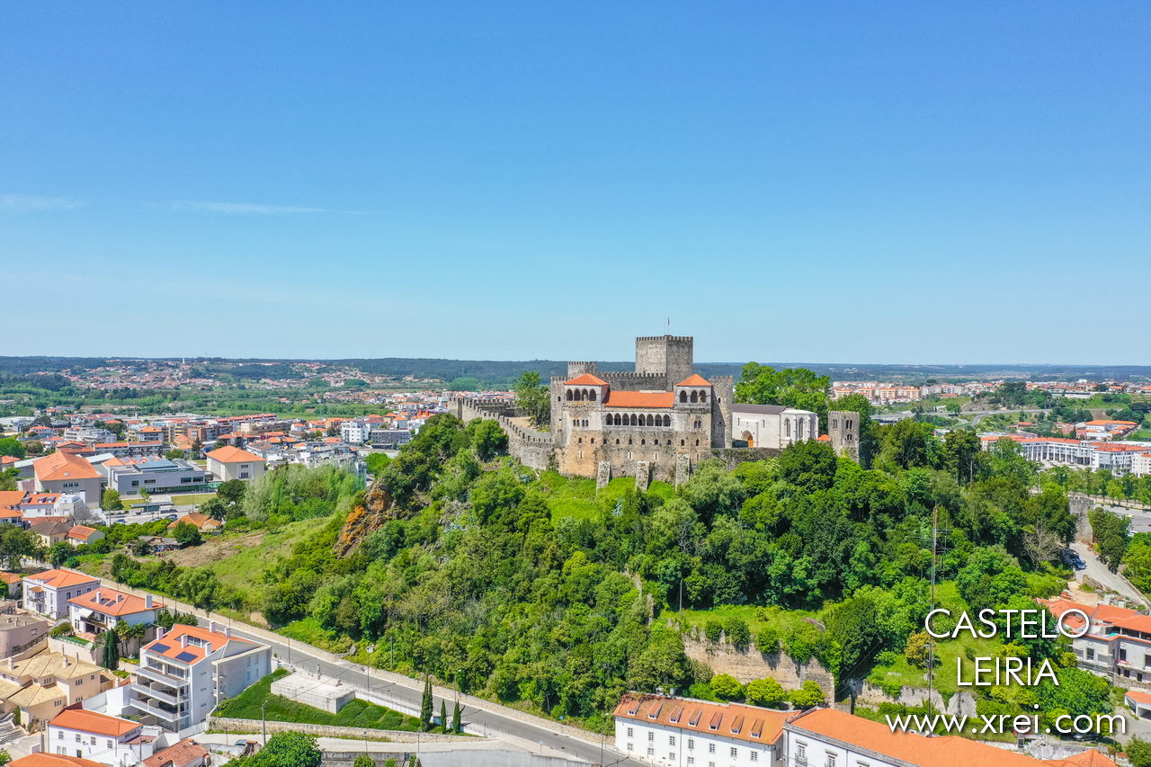 Castelo de Leiria, occupying a commanding position above the city