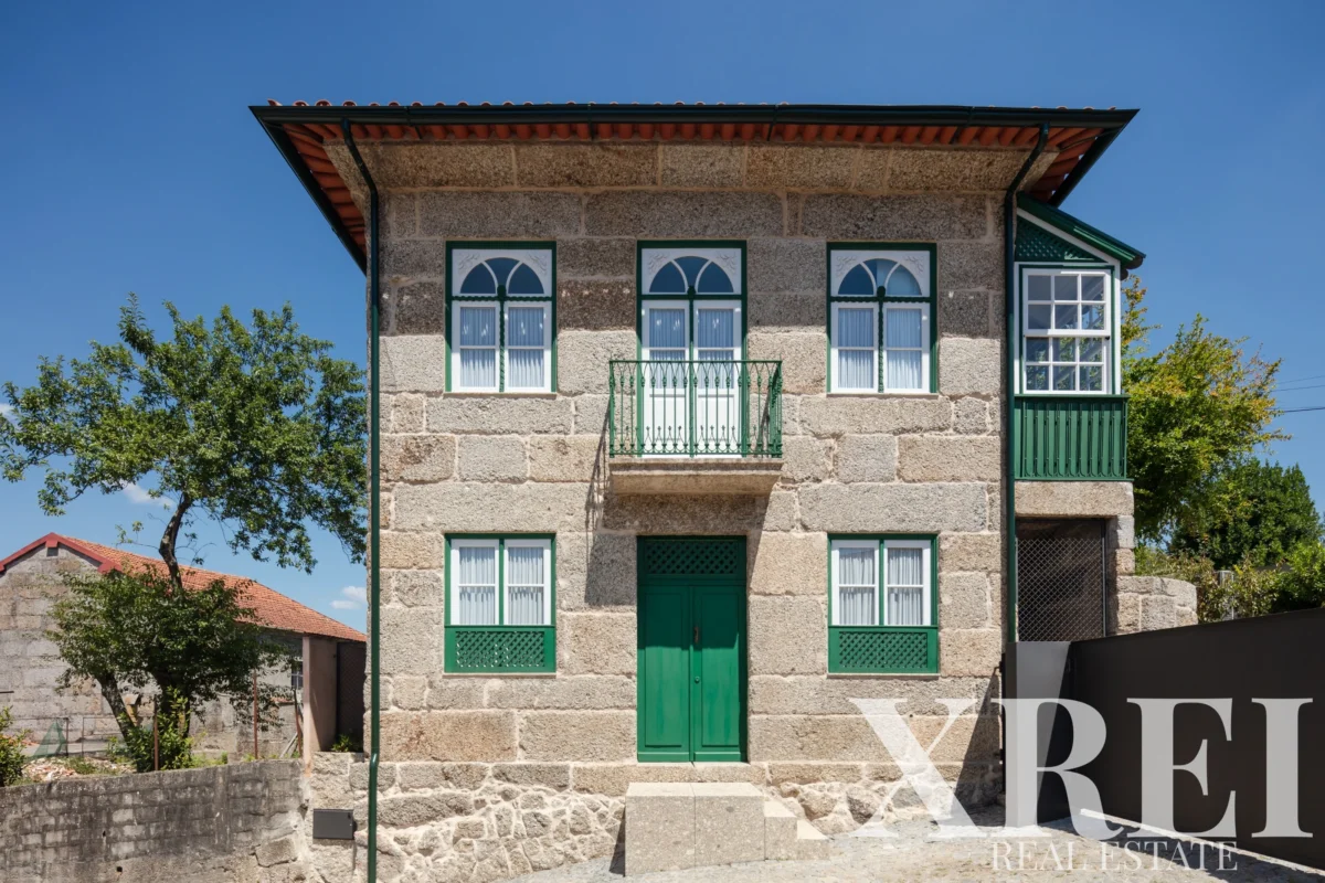 Villa 3-bedroom for sale in Creixomil, Guimarães, Braga • X89819