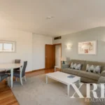 Apartment 2-bedroom for sale in Castilho 13, Santo António, Lisbon • X68807 - gallery image