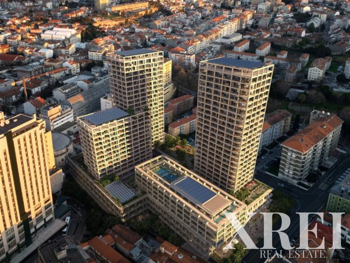 Apartment 3-bedroom for sale in Fernão Magalhães 127, Bonfim, Porto • X78113