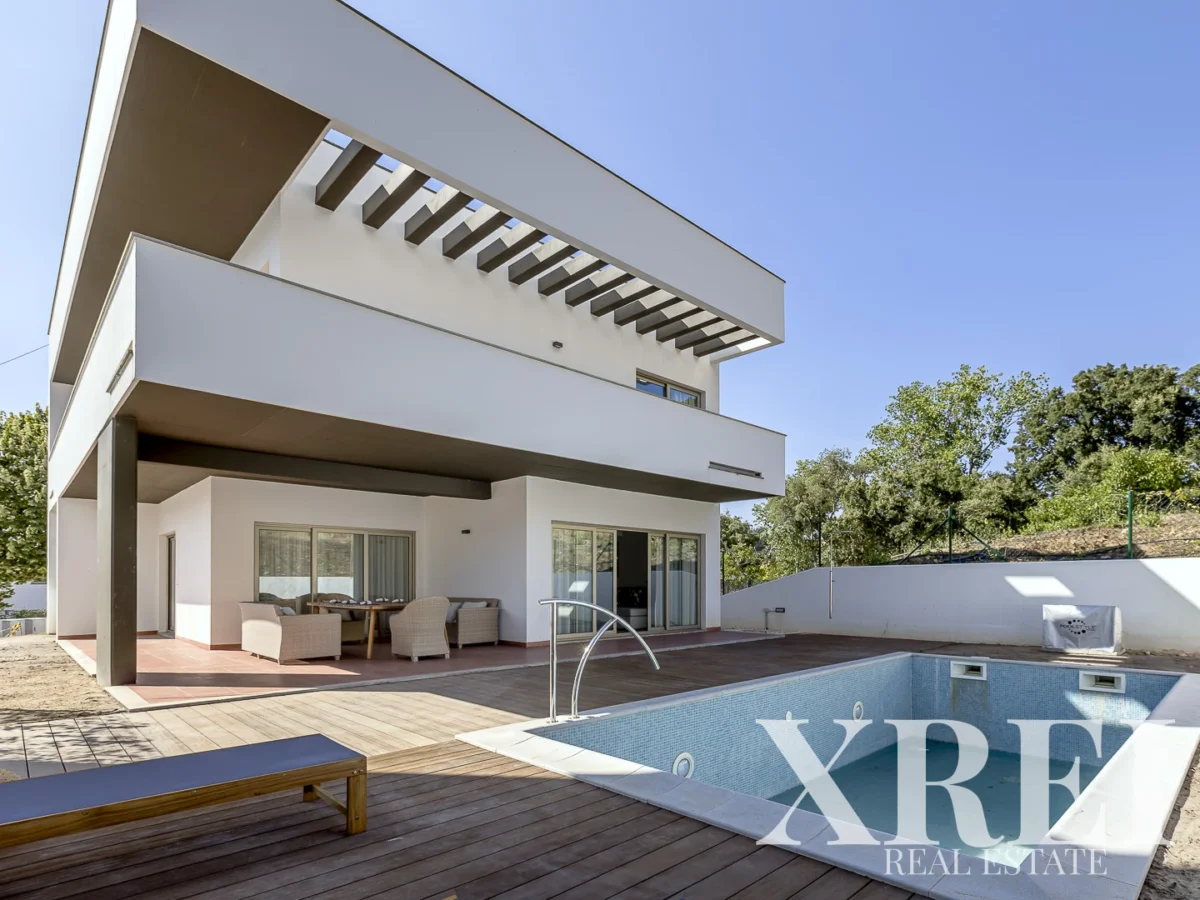Villa 3-bedroom for sale in Bucelas, Loures, Greater Lisbon • X95995