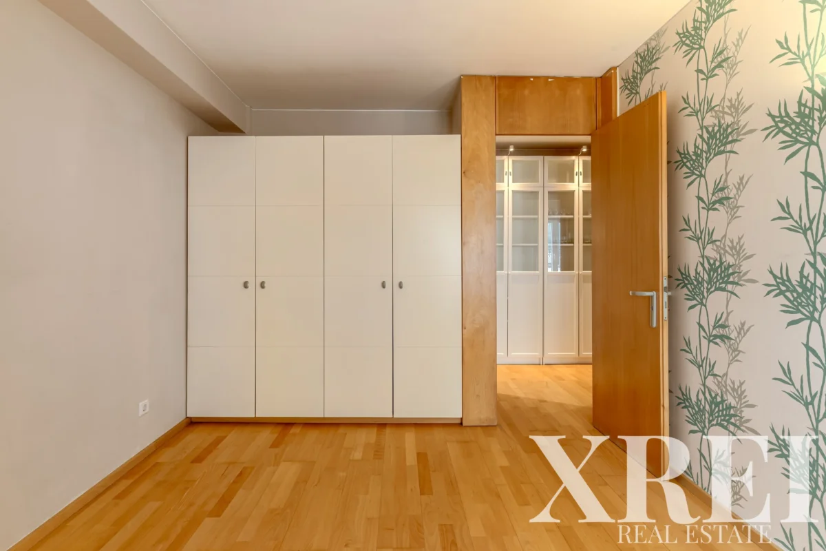 Apartment 2-bedroom for sale in Misericórdia, Lisbon &bull; X96576