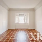 Apartment 4-bedroom for sale in Santo António, Lisbon • X85414 - gallery image