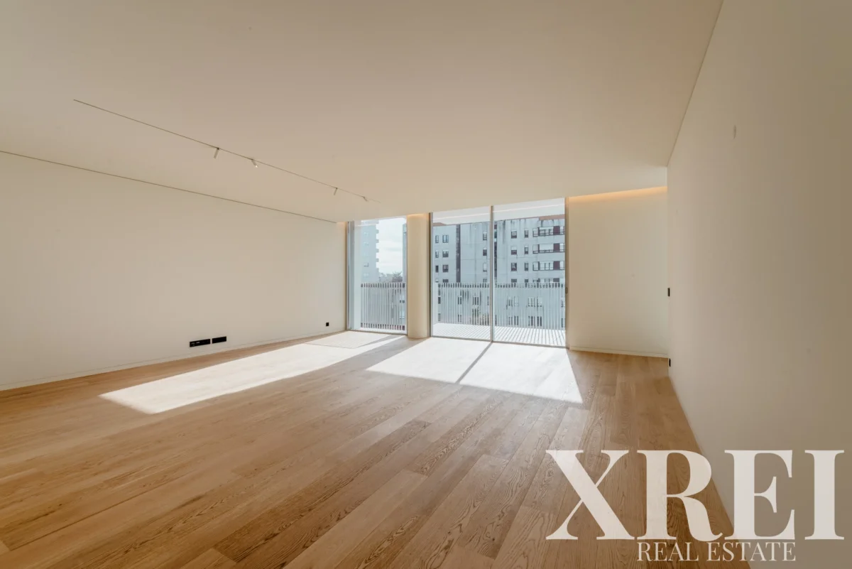 Apartment 3-bedroom for sale in Enlight, Avenida da Boavista, Porto • X85568