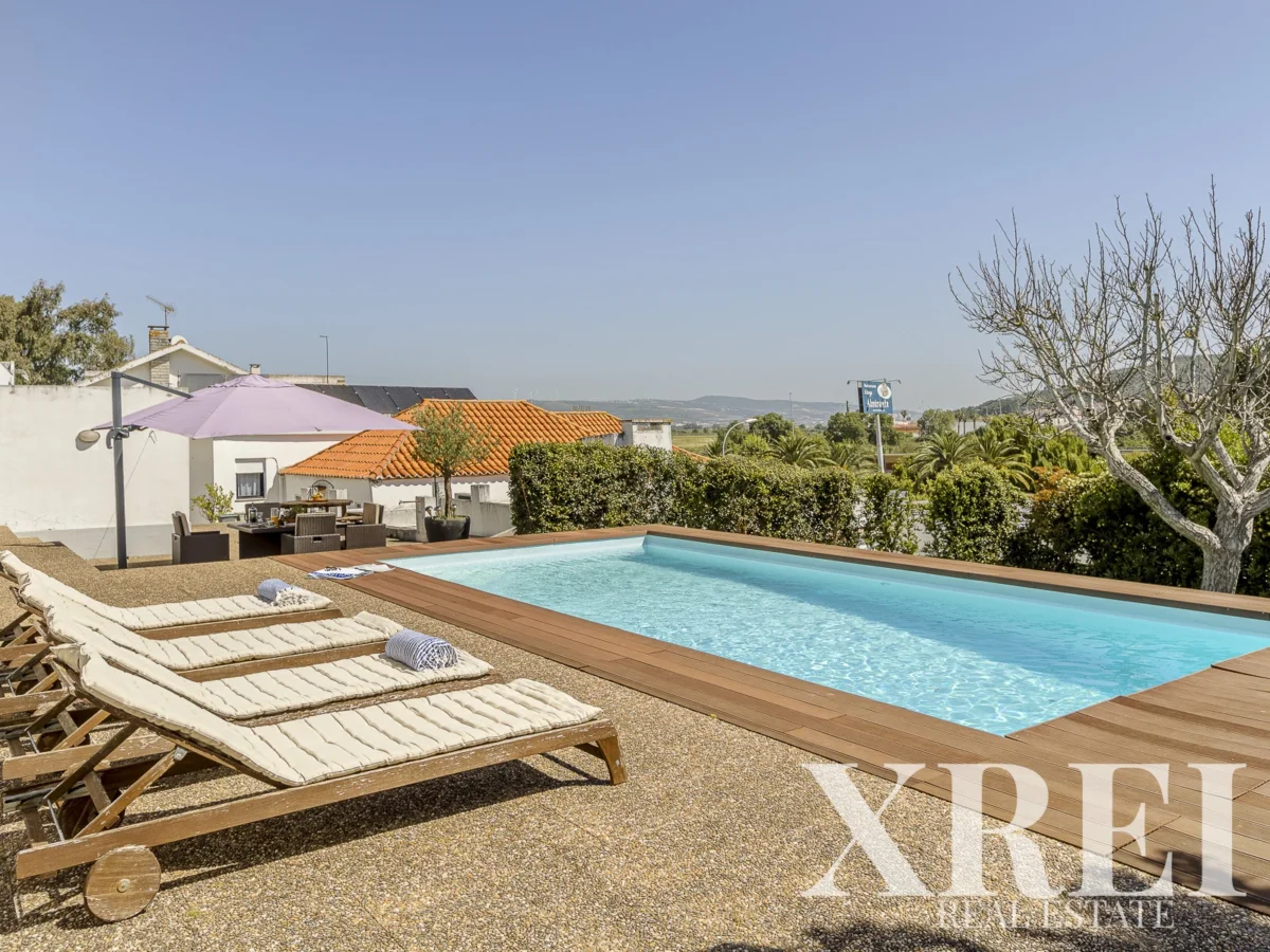 Villa 7-bedroom for sale in Santo António dos Cavaleiros e Frielas, Loures, Greater Lisbon • X78725