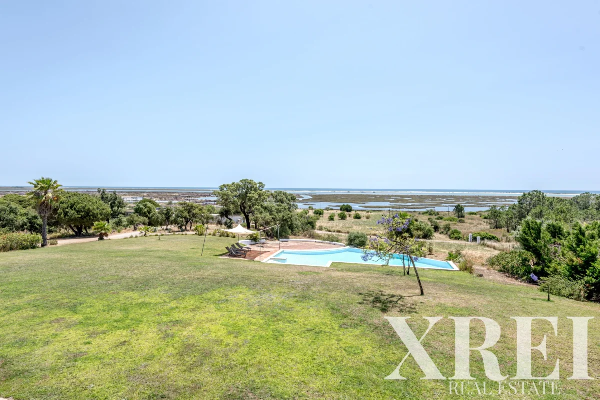 Villa 5-bedroom for sale in Luz de Tavira, Tavira, Algarve • X85690
