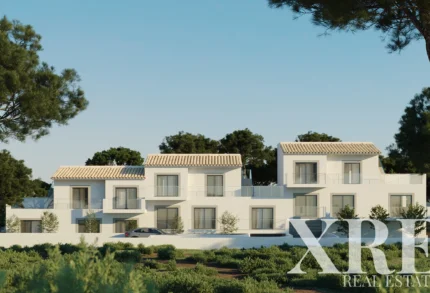 Villa 3-bedroom for sale in Almancil, Loulé, Algarve &bull; X84753