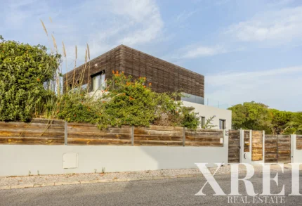 Villa 5-bedroom for sale in Cascais e Estoril, Cascais, Greater Lisbon &bull; X85030