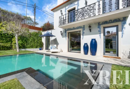Villa 4-bedroom for sale in Cascais e Estoril, Cascais, Greater Lisbon &bull; X91791