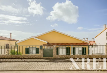 Villa 4-bedroom for sale in Cadaval e Pêro Moniz, Cadaval, Greater Lisbon &bull; X92001