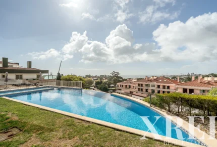 Apartment 2-bedroom for sale in Cascais e Estoril, Cascais, Greater Lisbon &bull; X93892