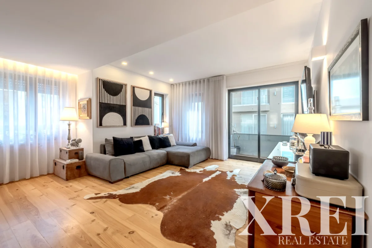 Apartment 3-bedroom for sale in Aldoar, Foz do Douro e Nevogilde, Porto &bull; X95926