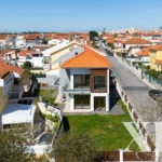 Villa 3-bedroom for sale in Algueirão-Mem Martins, Sintra, Greater Lisbon &bull; X96152 - gallery image