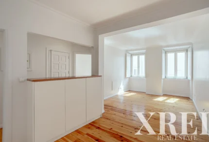 Apartment 2-bedroom for sale in Campo de Ourique, Lisbon &bull; X96903