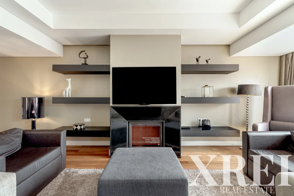 Apartment 3-bedroom for sale in Cascais e Estoril, Cascais, Greater Lisbon • X96908