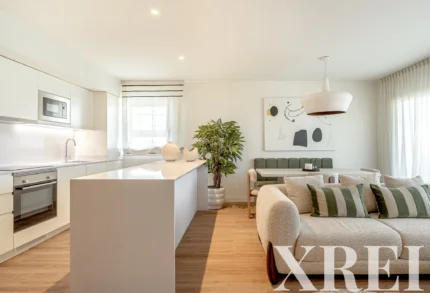 Apartment 3-bedroom for sale in Zen, Lumiar, Lisbon &bull; X97680