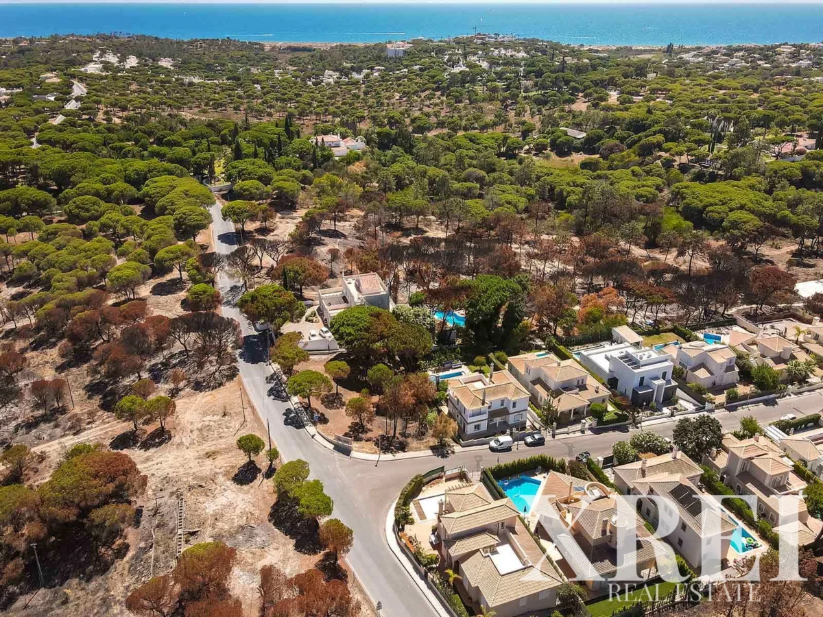 Land for sale in Triângulo Dourado, Loulé, Algarve &bull; X67098