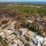 Land for sale in Triângulo Dourado, Loulé, Algarve &bull; X67098 - gallery image