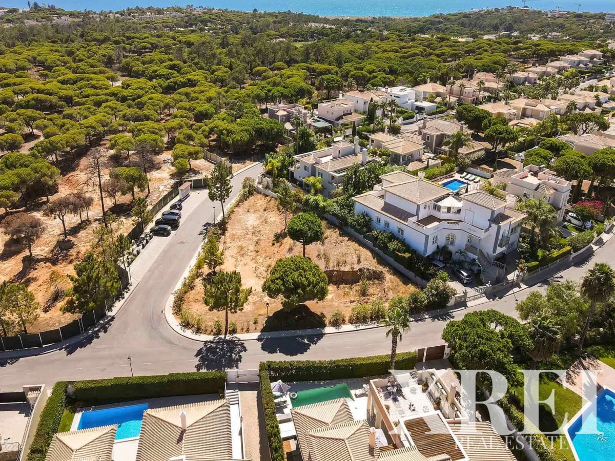 Land for sale in Triângulo Dourado, Loulé, Algarve &bull; X67103