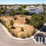 Land for sale in Triângulo Dourado, Loulé, Algarve &bull; X67103 - gallery image