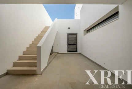 Villa 4-bedroom for sale in Golf Hills, Vilamoura, Loulé, Algarve &bull; X82216