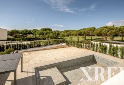 Villa 4-bedroom for sale in Golf Hills, Vilamoura, Loulé, Algarve &bull; X82216
