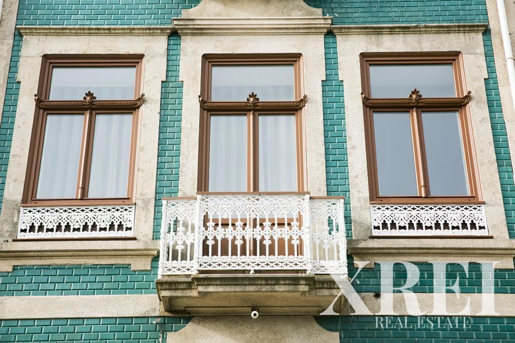 Building for sale in Cedofeita, Santo Ildefonso, Sé, Miragaia, São Nicolau e Vitória, Porto • X45304
