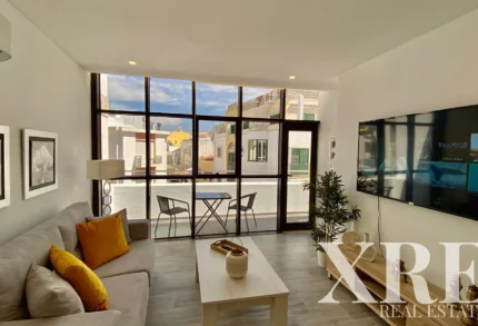 Building for sale in Faro (Sé e São Pedro), Faro &bull; X61161