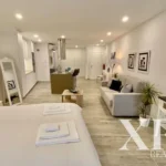 Building for sale in Faro (Sé e São Pedro), Faro &bull; X61161 - gallery image