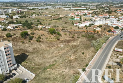 Land for sale in Faro (Sé e São Pedro), Faro &bull; X61420