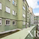 Building for sale in Areeiro, Lisbon &bull; X69999 - gallery image