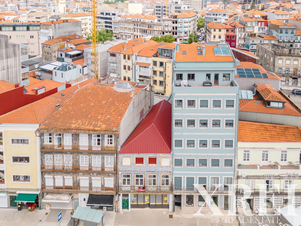 Building for sale in Cedofeita, Santo Ildefonso, Sé, Miragaia, São Nicolau e Vitória, Porto • X73062