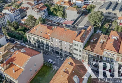 Building for sale in Bonfim, Porto &bull; X77282