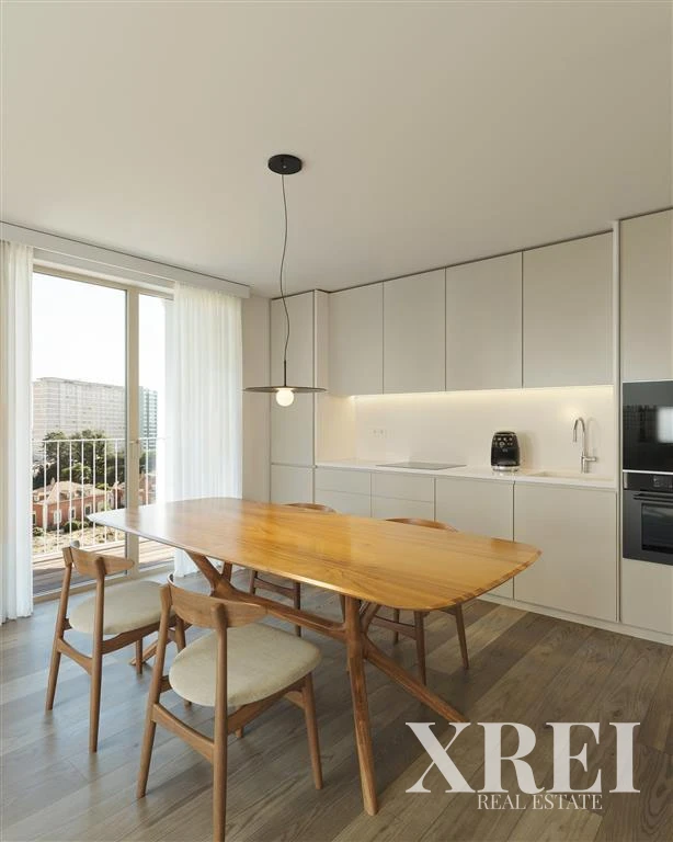 Apartment 4-bedroom for sale in NoLiPa, Lumiar, Lisbon • X86009