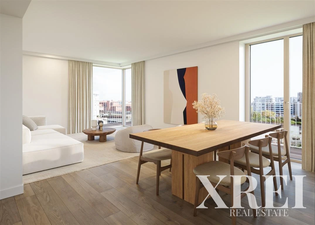 Apartment 4-bedroom for sale in NoLiPa, Lumiar, Lisbon &bull; X93473