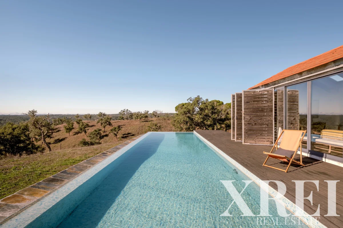 Farmhouse for sale in São Francisco da Serra, Santiago do Cacém, Setúbal &bull; X93905