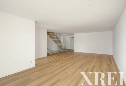 Villa 4-bedroom for sale in Ocean Prime Village, Cascais e Estoril, Cascais, Greater Lisbon &bull; X93952