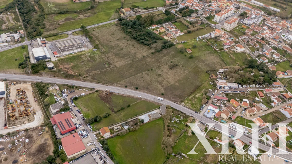Land for sale in Algueirão-Mem Martins, Sintra, Greater Lisbon • X95084