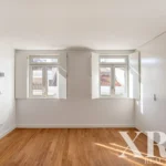 Apartment 2-bedroom for sale in Palmira 28, Arroios, Lisbon &bull; X93724 - gallery image