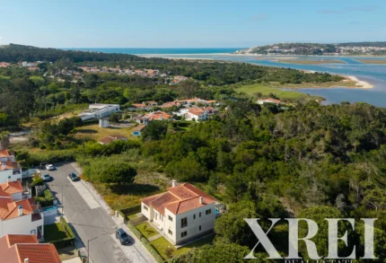 Land for sale in Vau, Óbidos, Leiria &bull; X96980