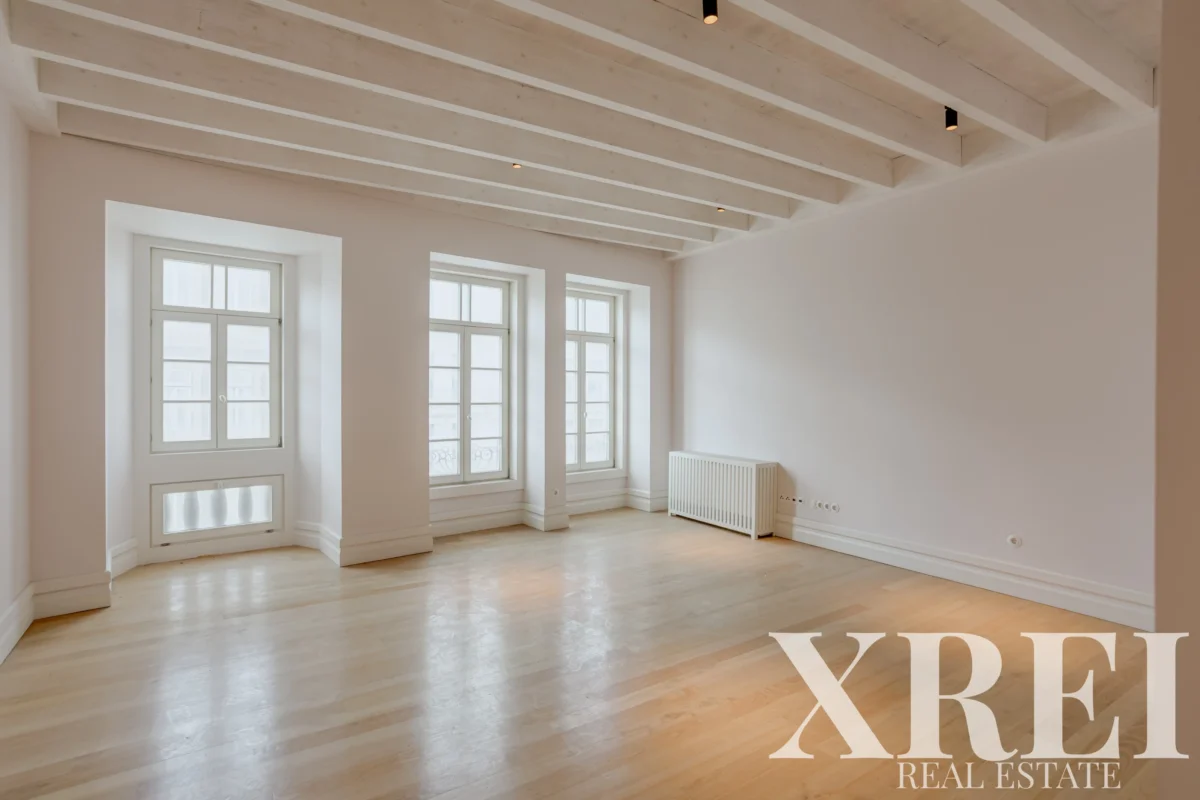Apartment 3-bedroom for sale in Cedofeita, Santo Ildefonso, Sé, Miragaia, São Nicolau e Vitória, Porto • X98129
