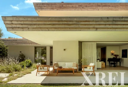 Villa 5-bedroom for sale in Quinta do Conde, Sesimbra, Setúbal &bull; X98216