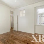 Apartment 3-bedroom for sale in Campo de Ourique, Lisbon &bull; X97855 - gallery image